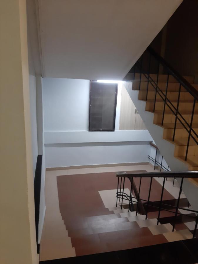 Madaparambil Residency Alwaye Buitenkant foto